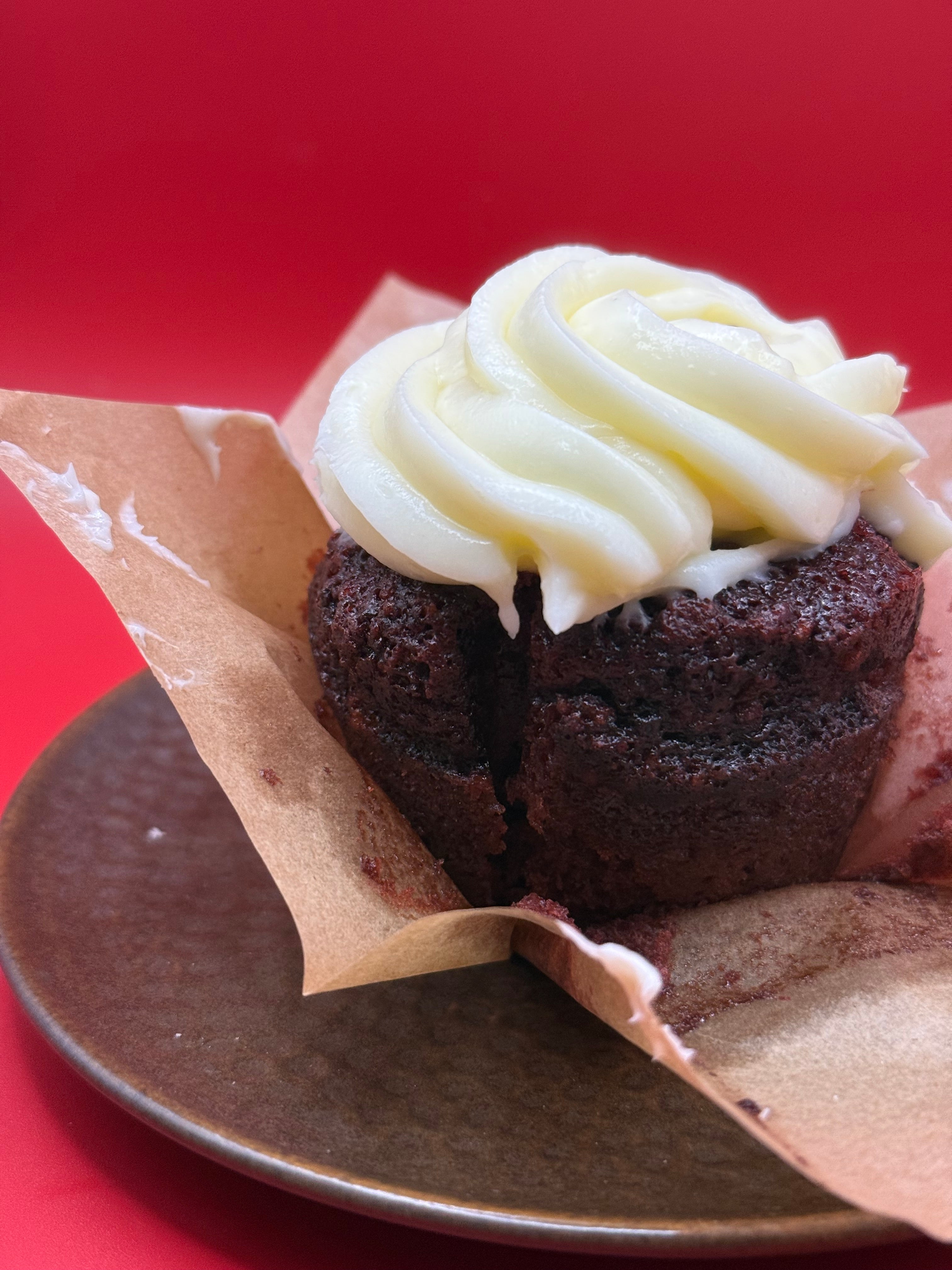 Red Velvet Cupcake w/ Cream Cheese Frosting