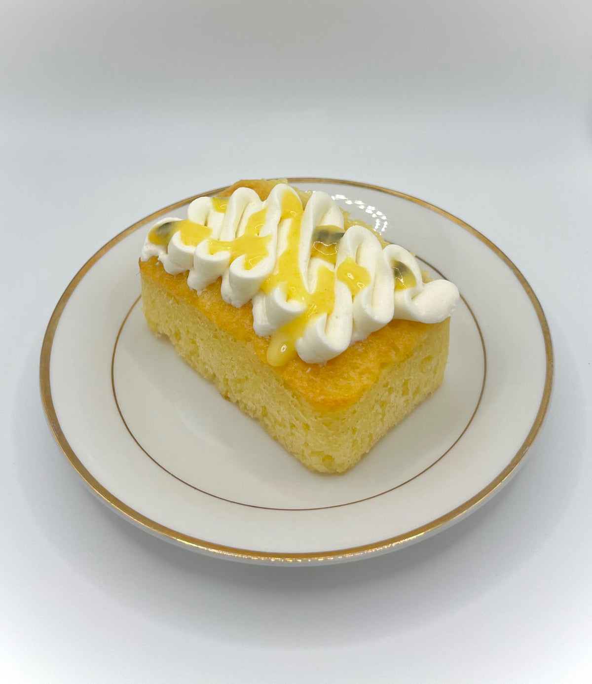 Dominican Cake w/ American Buttercream & Chinola Curd